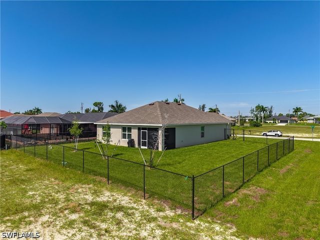 2161 NW 22nd PL, Cape Coral, FL 33993