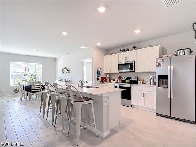 2161 NW 22nd PL, Cape Coral, FL 33993