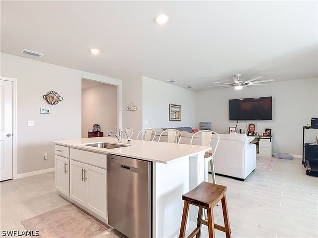 2161 NW 22nd PL, Cape Coral, FL 33993