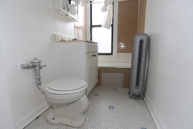 4600 N Beacon Street 2D, Chicago, IL 60640