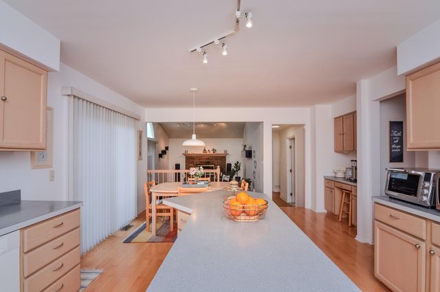 3162 Shamrock Court, Ann Arbor, MI 48105