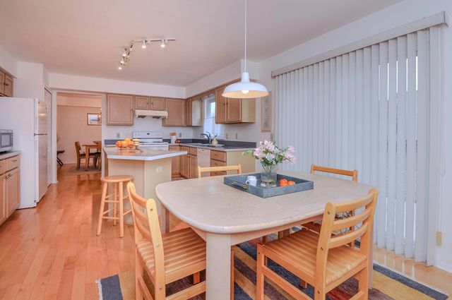 3162 Shamrock Court, Ann Arbor, MI 48105