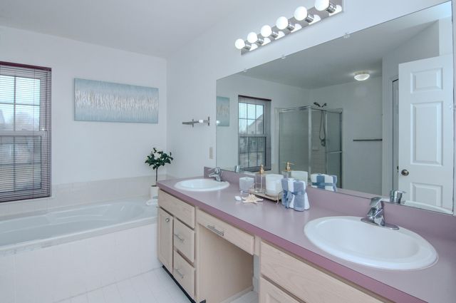 3162 Shamrock Court, Ann Arbor, MI 48105