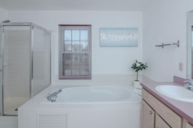 3162 Shamrock Court, Ann Arbor, MI 48105