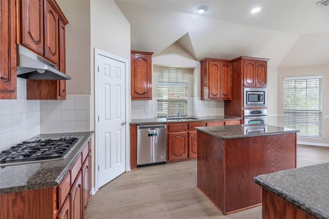 413 Cold Mountain Trail, Fort Worth, TX 76131