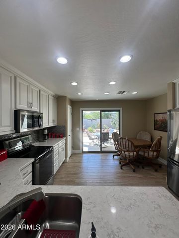 33002 N SANDSTONE Drive, San Tan Valley, AZ 85143