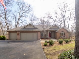 7721 S 5th St, Mattawan, MI 49071