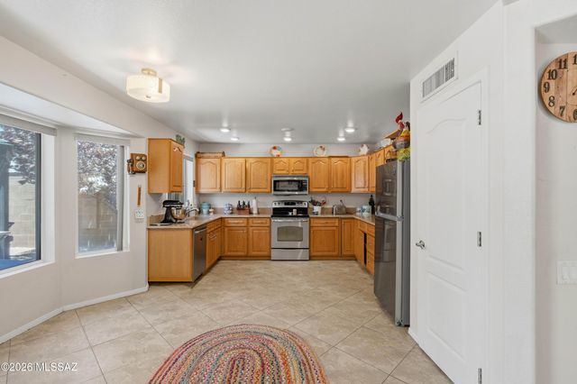 10197 E Sonoran Heights Place, Tucson, AZ 85748