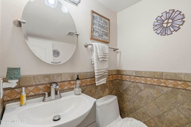 10197 E Sonoran Heights Place, Tucson, AZ 85748