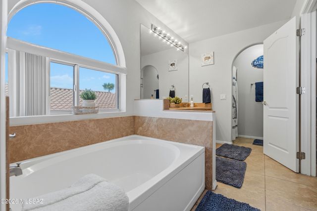 10197 E Sonoran Heights Place, Tucson, AZ 85748