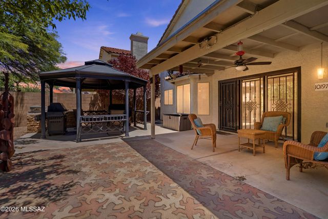 10197 E Sonoran Heights Place, Tucson, AZ 85748
