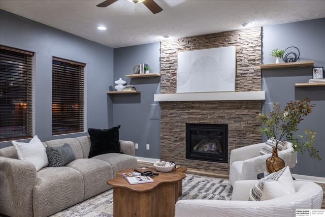 2103 S 195th Street, Omaha, NE 68130