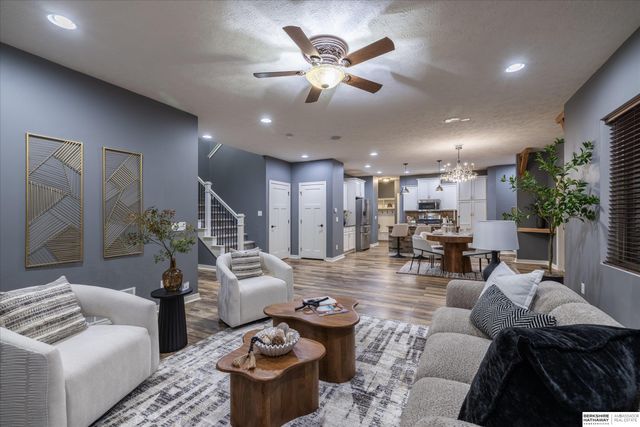 2103 S 195th Street, Omaha, NE 68130