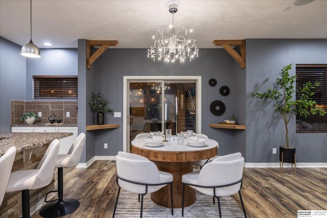 2103 S 195th Street, Omaha, NE 68130