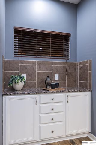 2103 S 195th Street, Omaha, NE 68130