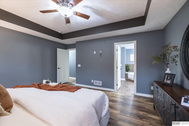 2103 S 195th Street, Omaha, NE 68130