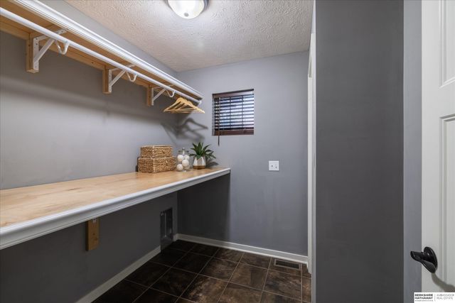 2103 S 195th Street, Omaha, NE 68130