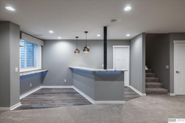 2103 S 195th Street, Omaha, NE 68130