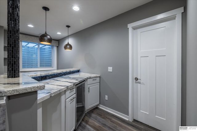 2103 S 195th Street, Omaha, NE 68130