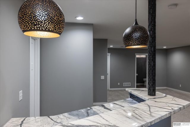 2103 S 195th Street, Omaha, NE 68130