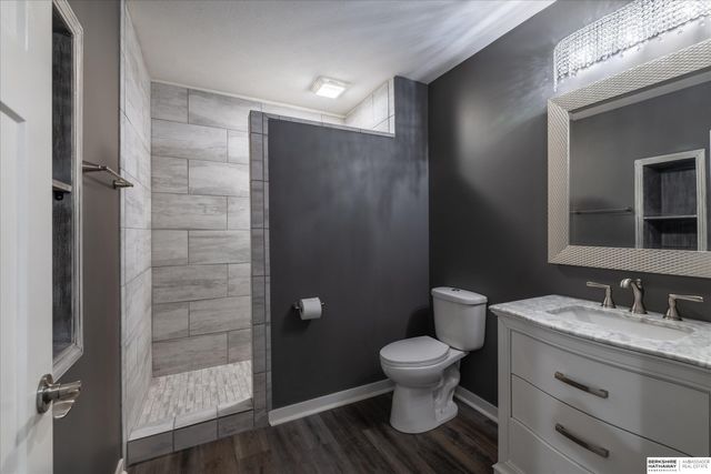 2103 S 195th Street, Omaha, NE 68130