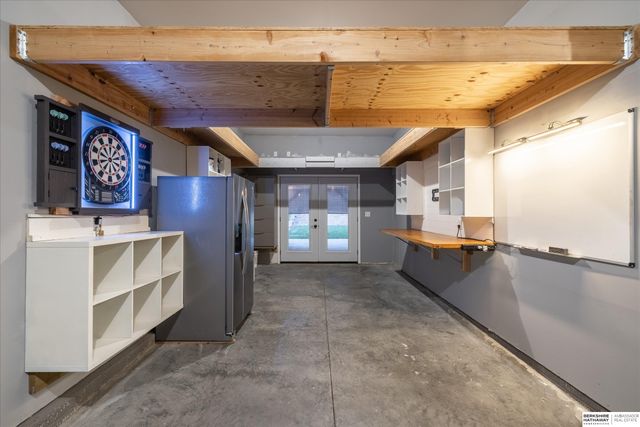 2103 S 195th Street, Omaha, NE 68130