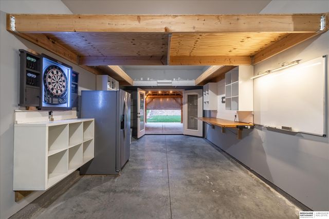 2103 S 195th Street, Omaha, NE 68130