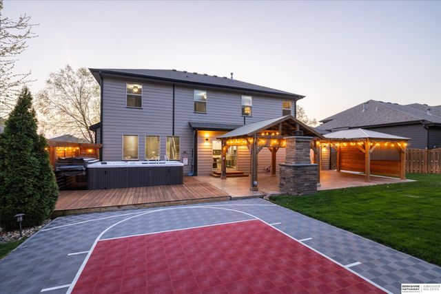 2103 S 195th Street, Omaha, NE 68130