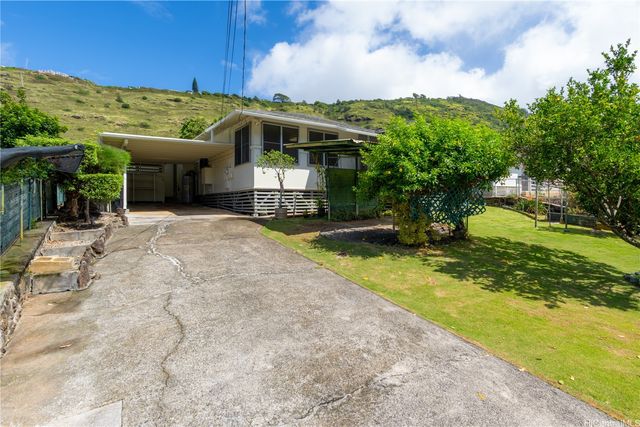 1878-A Mahana Street, Honolulu, HI 96816