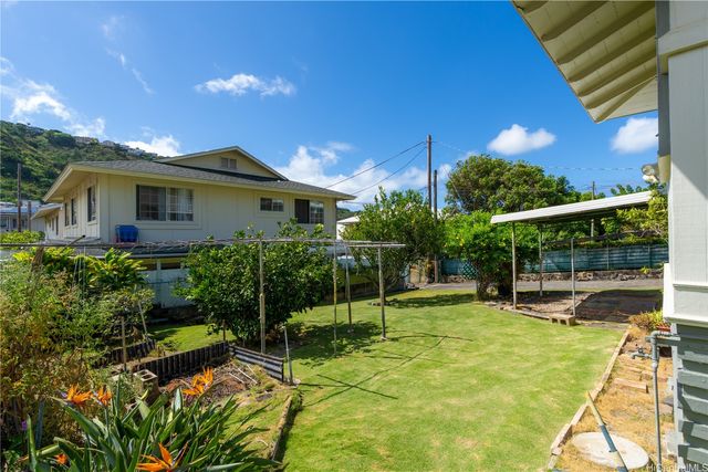 1878-A Mahana Street, Honolulu, HI 96816