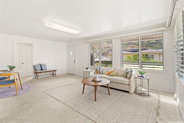 1878-A Mahana Street, Honolulu, HI 96816