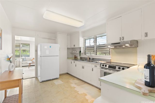 1878-A Mahana Street, Honolulu, HI 96816