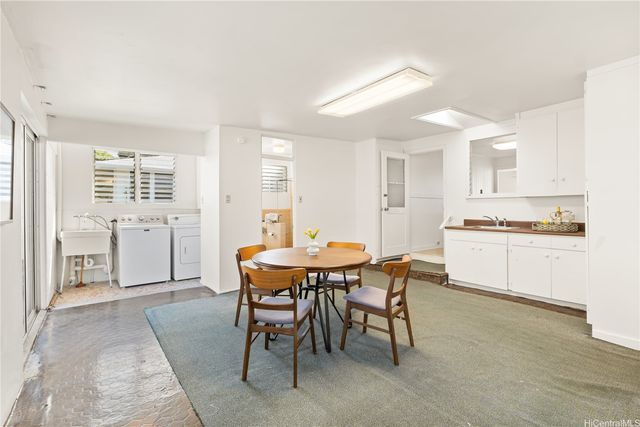 1878-A Mahana Street, Honolulu, HI 96816