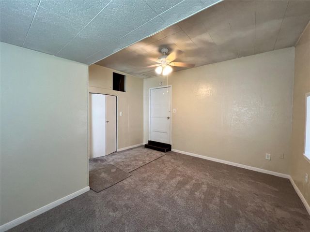 7607 Hemlock Street, Houston, TX 77012