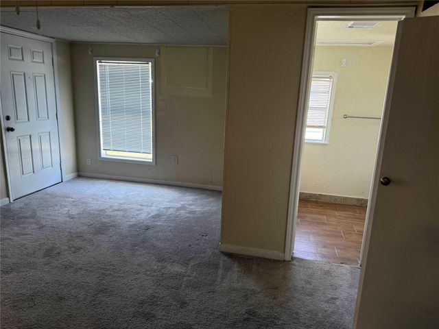 7607 Hemlock Street, Houston, TX 77012