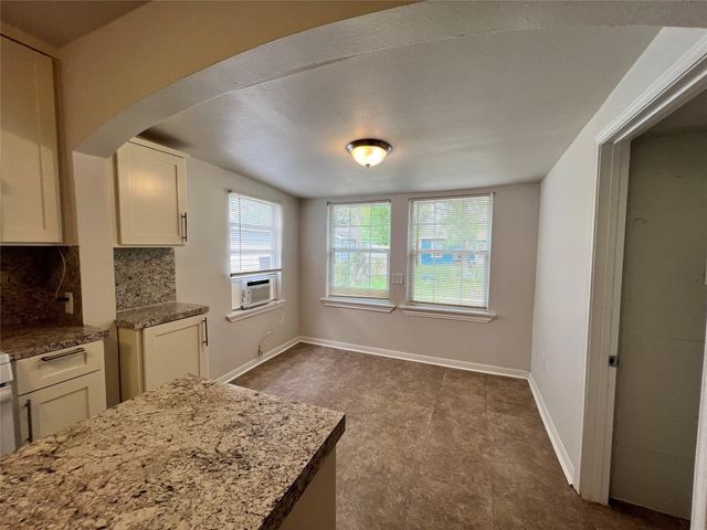 7607 Hemlock Street, Houston, TX 77012