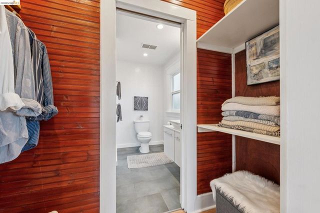 532 42nd St, Oakland, CA 94609