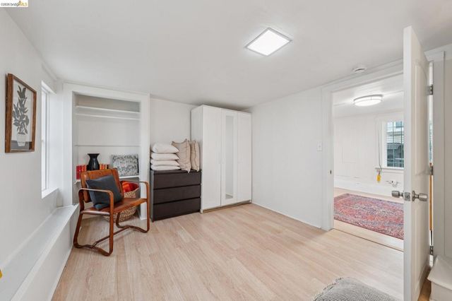 532 42nd St, Oakland, CA 94609
