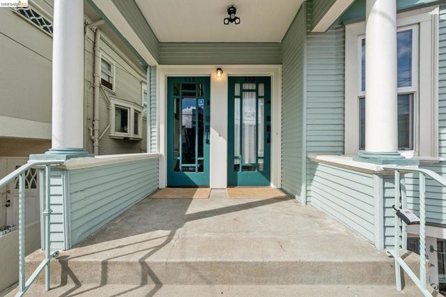 532 42nd St, Oakland, CA 94609