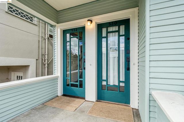 532 42nd St, Oakland, CA 94609