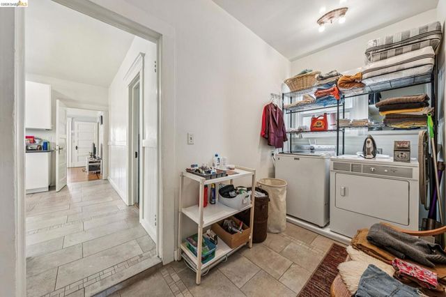 532 42nd St, Oakland, CA 94609