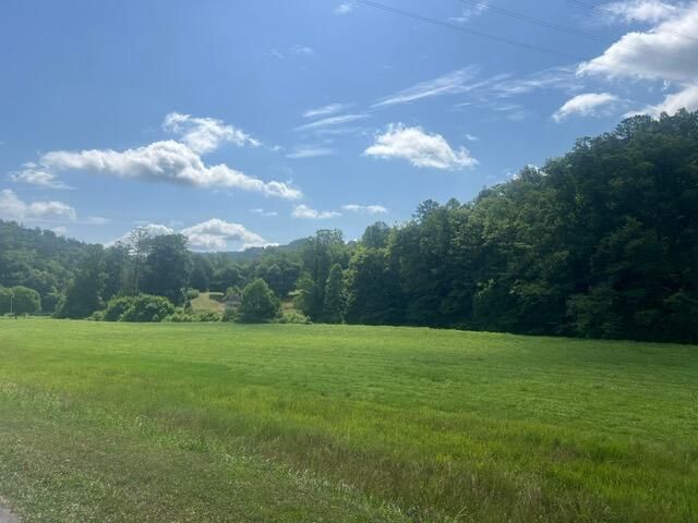 10625 Brushy Road Road, Pikeville, KY 41501