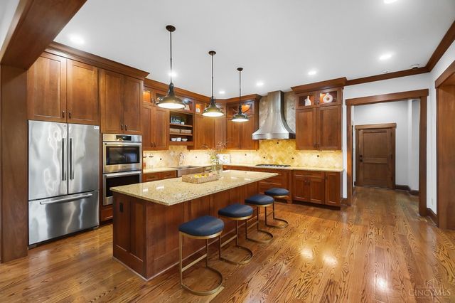 9675 Tall Trail, Indian Hill, OH 45242