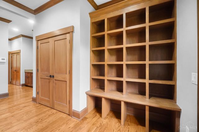 9675 Tall Trail, Indian Hill, OH 45242