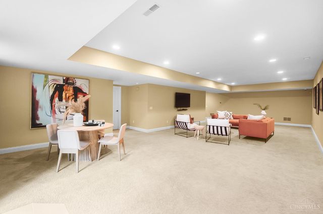 9675 Tall Trail, Indian Hill, OH 45242