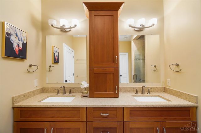 9675 Tall Trail, Indian Hill, OH 45242