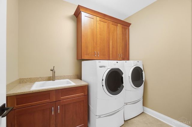 9675 Tall Trail, Indian Hill, OH 45242