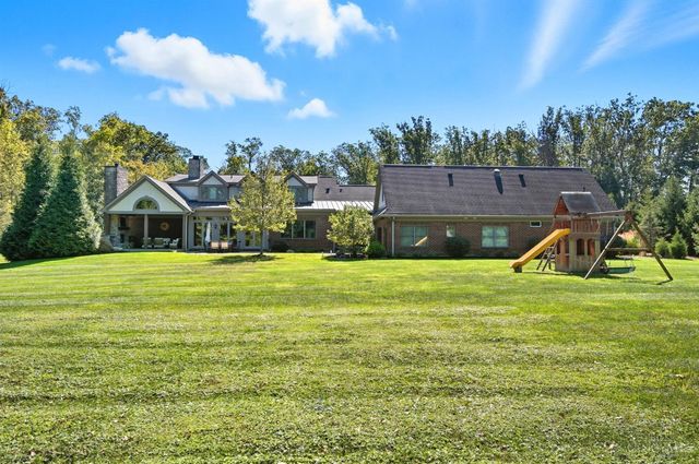 9675 Tall Trail, Indian Hill, OH 45242