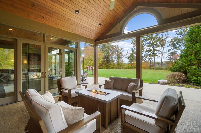 9675 Tall Trail, Indian Hill, OH 45242