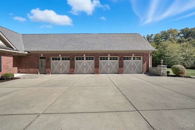 9675 Tall Trail, Indian Hill, OH 45242
